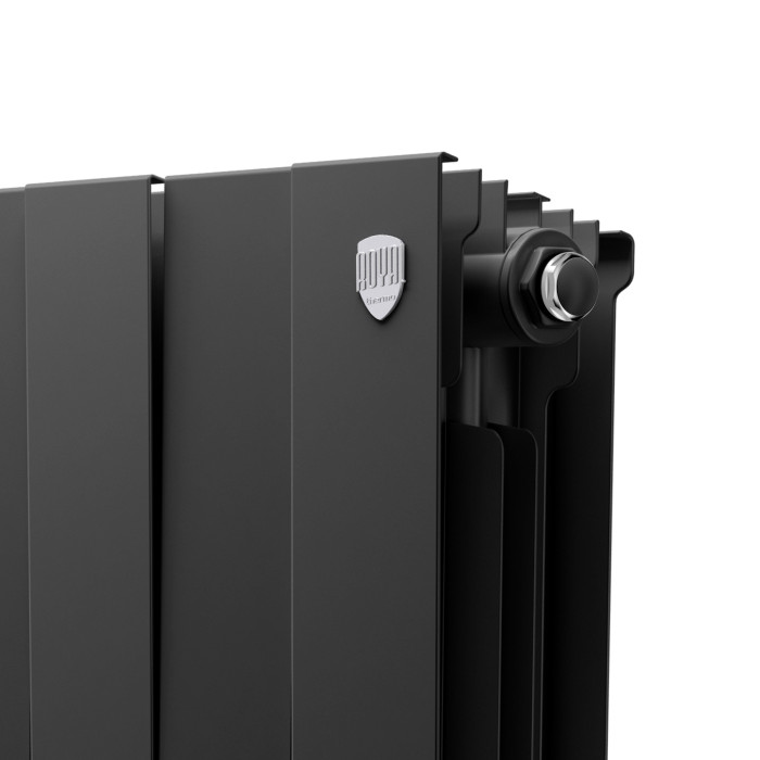 Радиатор биметаллический Royal Thermo PianoForte 300 Чёрный - 16 секц.